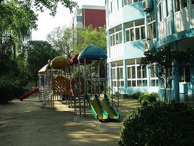 ���������׃��@